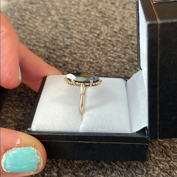 10K gold hematite ring - Picture 3 of 5